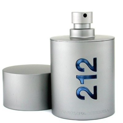 PERFUME CAROLINA HERRERA 212 MEN MASCULINO TRADICIONAL EDT 100ML - Imagem 3